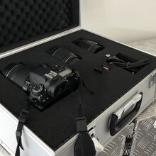 ECI Koffer (LBH) 45x32x17cm Silber W�rfelschaum Einlagen