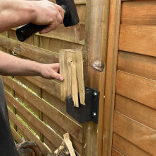 HackMonster©  2.0 Holz-Spalter Wand