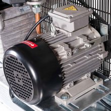 Kompressor 5,5 PS 270 Liter 11 bar GK700-300 Typ 369568